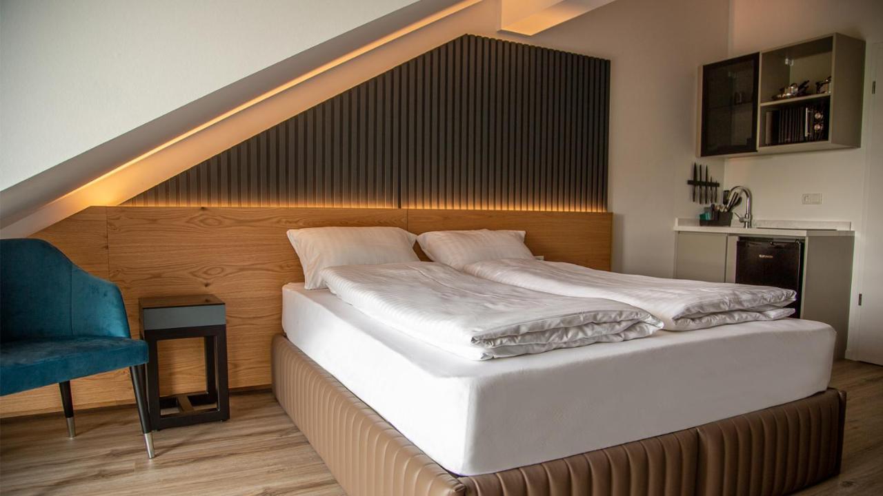 Rheinapart Hotel Und Boardinghouse Bornheim  Zewnętrze zdjęcie